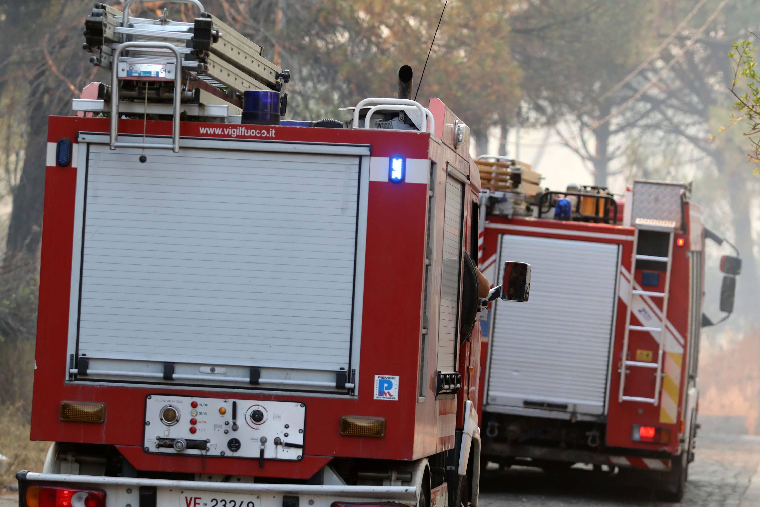 Incendi, fiamme in Abruzzo: roghi a Pescara e sulla Costa dei Trabocchi