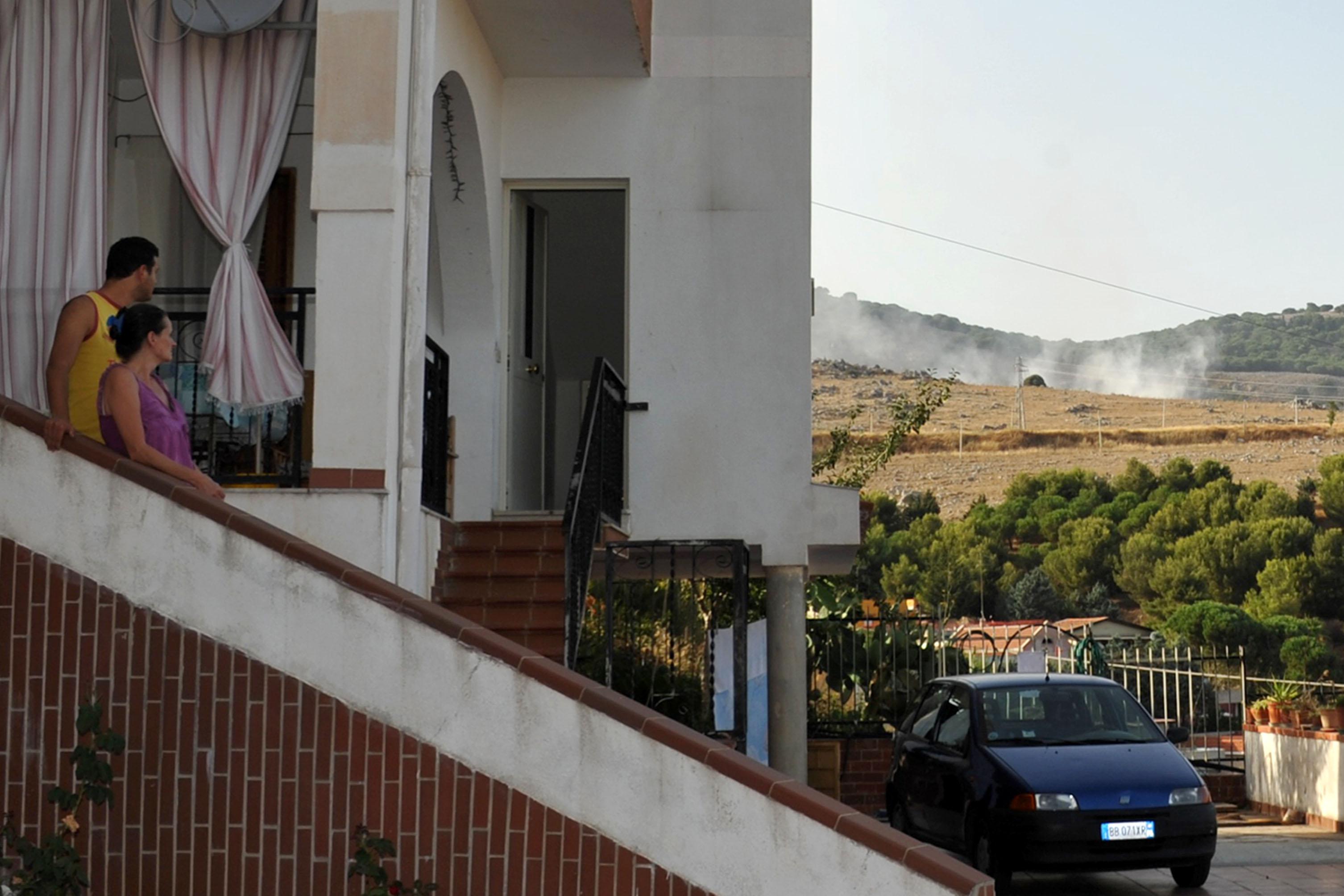 Incendi Palermo, ordinanza anti-diossina: "Vietati carne e uova"