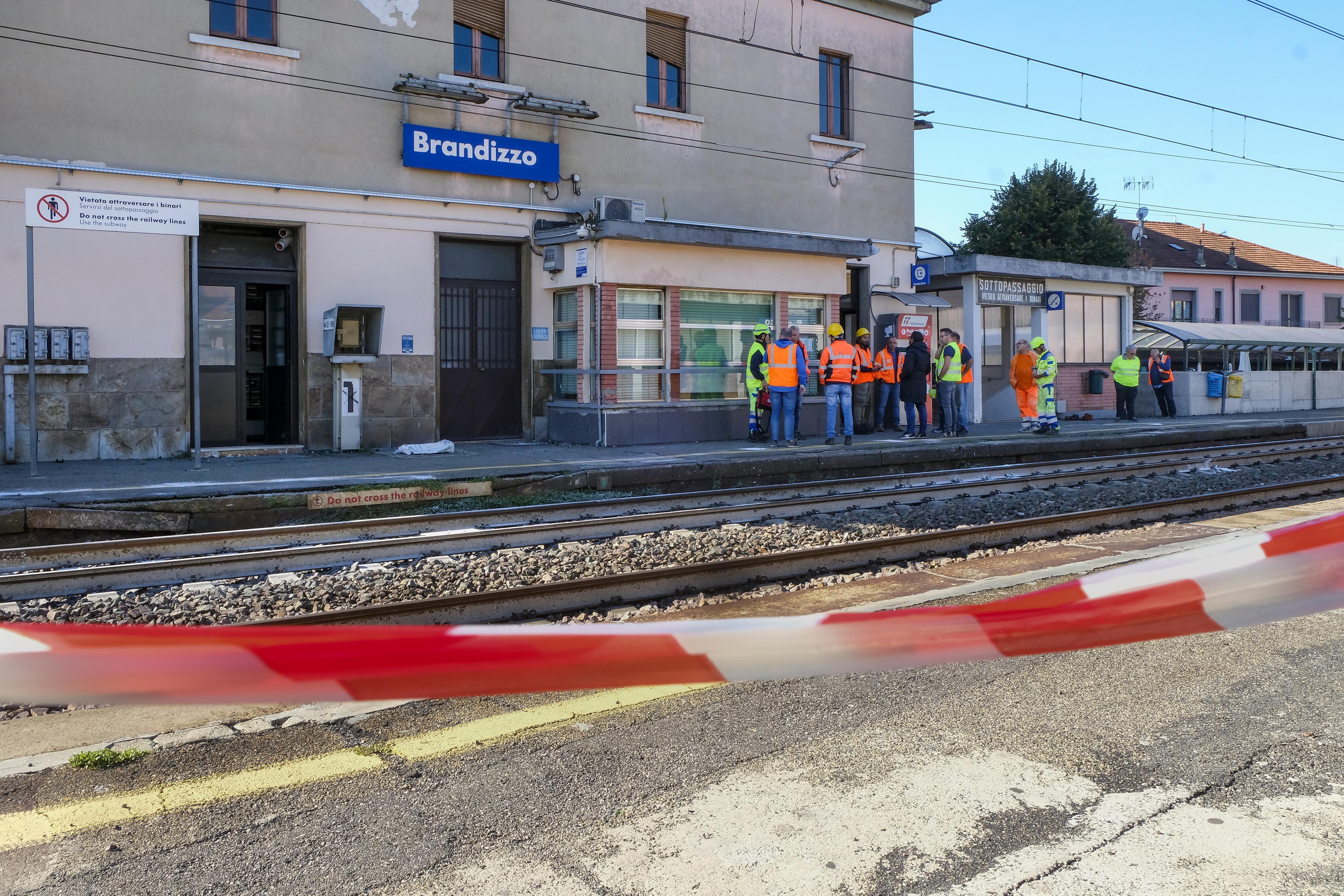 Incidente ferroviario Brandizzo, procura: importante violazione misure sicurezza
