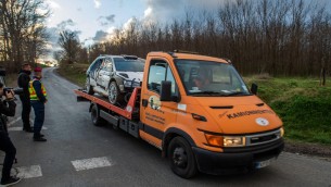 Incidente in un rally in Ungheria, auto sul pubblico: 4 morti