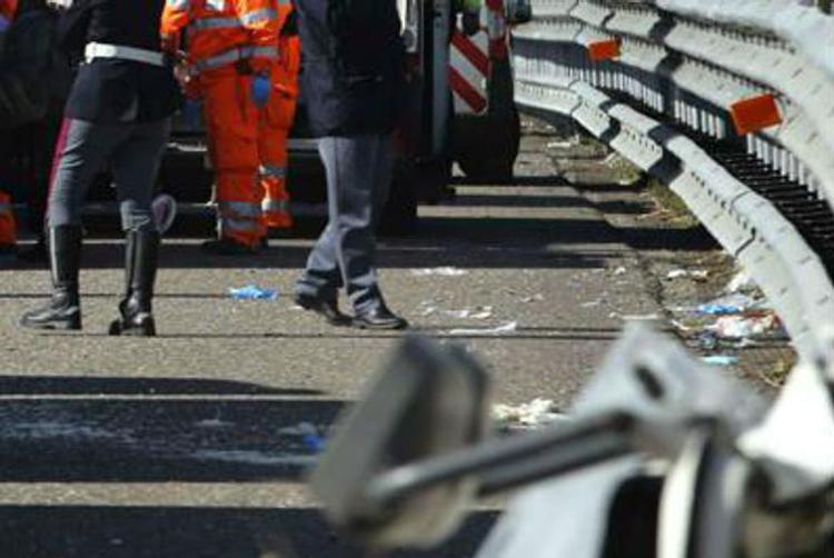 Incidente oggi Trapani, 6 morti e 1 ferito