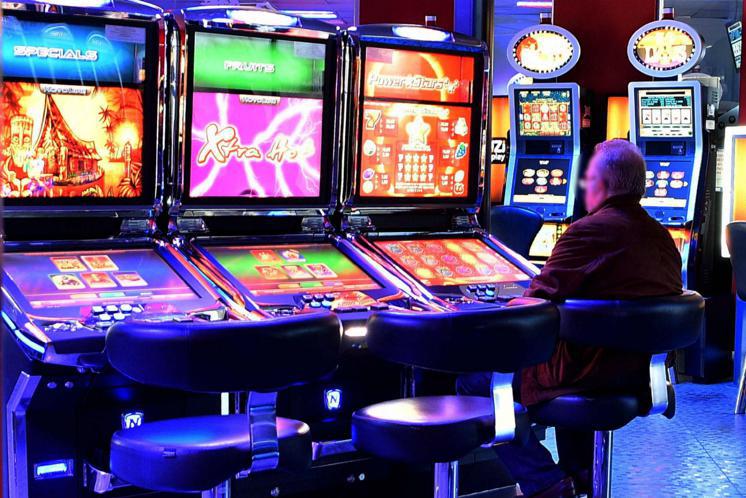 Indagine Quaeris su gioco d'azzardo, per italiani più informazione e contrasto a illegalità