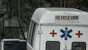 India, uomo dichiarato morto si risveglia in obitorio