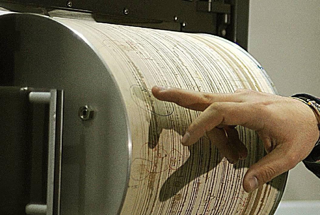 Indonesia, terremoto di magnitudo 6