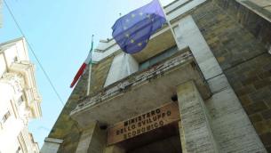 Industria, Todde: "Scendono da 97 a 89 tavoli crisi, risultato sotto occhi di tutti"