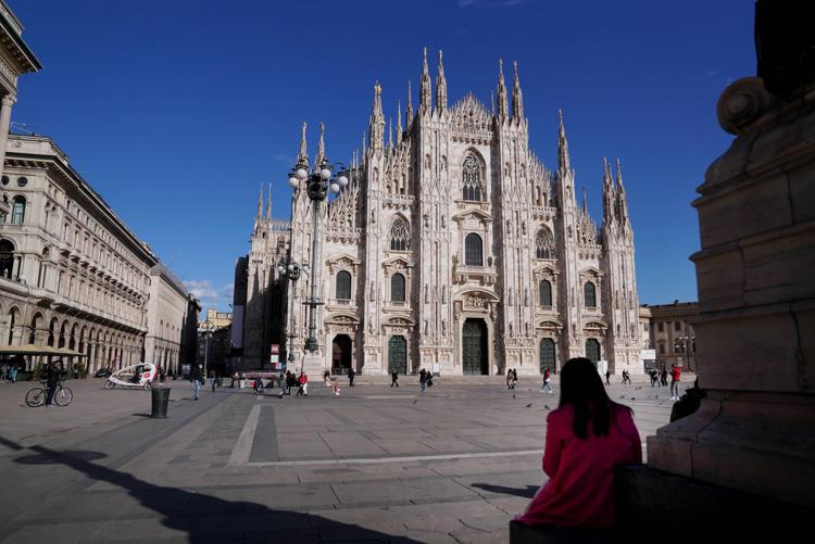 Inflazione, la top 10 delle città più care d'Italia: Milano in vetta