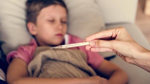 Influenza, boom casi nei bimbi: dal pediatra i consigli pre e post contagio