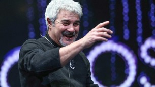 Insegno bocciato per 'L'Eredità', altri due nomi in corsa per la conduzione