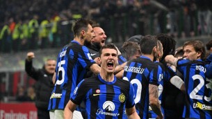 Inter campione d'Italia, Milan battuto 2-1 nel derby: scudetto nerazzurro
