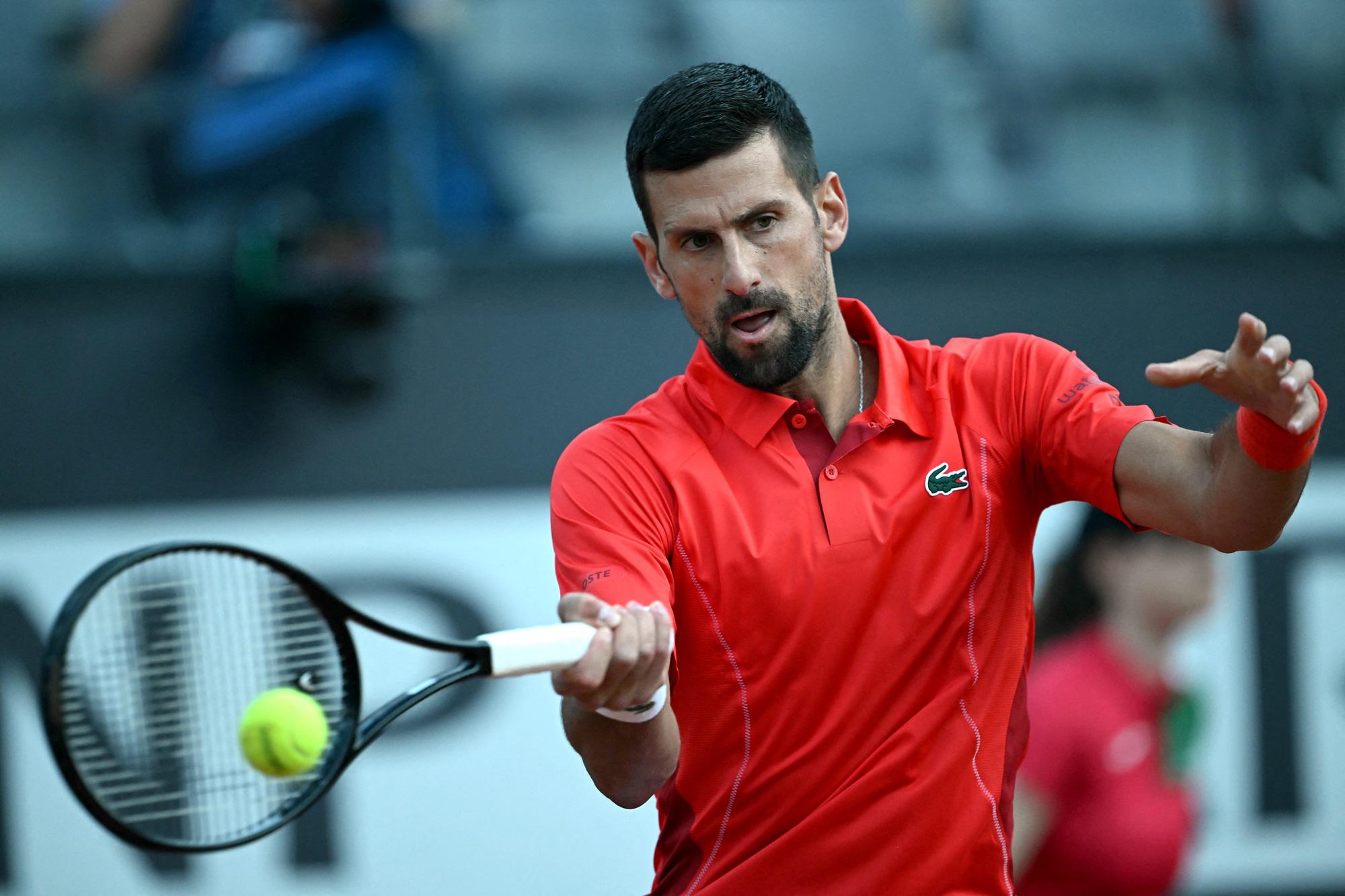Internazionali d'Italia, Djokovic supera Moutet e va al terzo turno