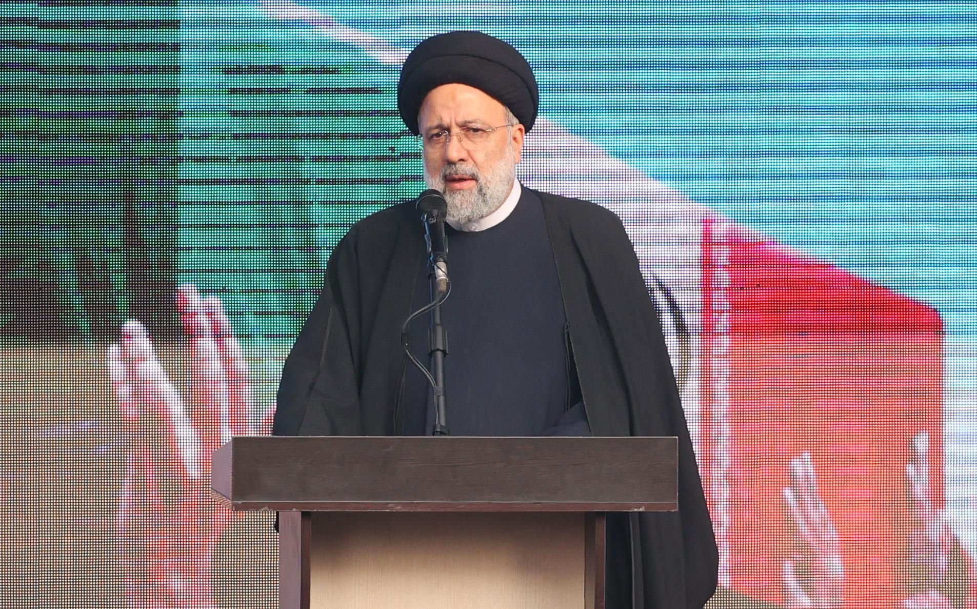 Iran, Raisi: "Nessuna pietà per chi protesta ed è ostile"