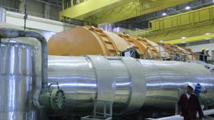Iran, Teheran annuncia: "In grado di costruire bomba atomica"