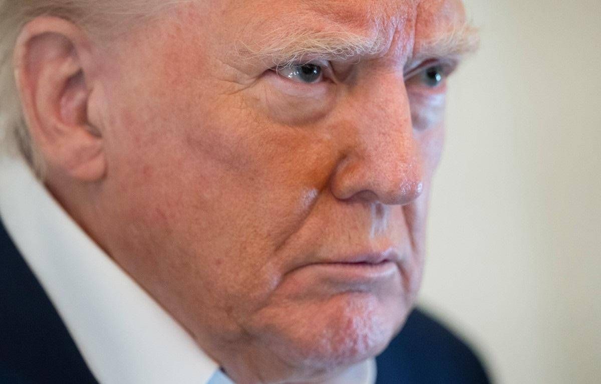 Iran, Trump minaccia: "Faremo saltare in aria centrifughe nucleari con le buone o le cattive"