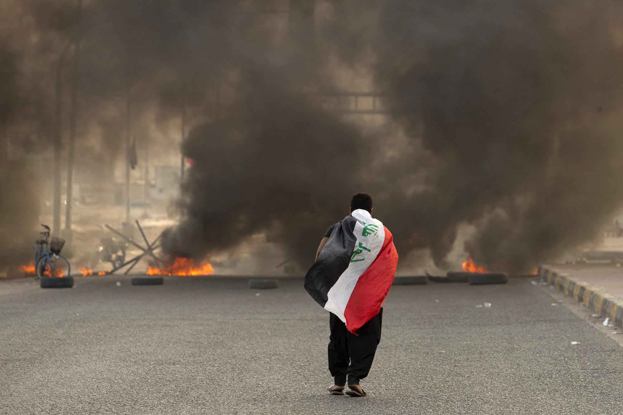 Iraq, scontri a Baghdad: decine i morti, centinaia i feriti