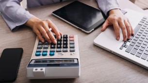 Irpef festeggia mezzo secolo, da 32 a 3 aliquote: come è cambiata