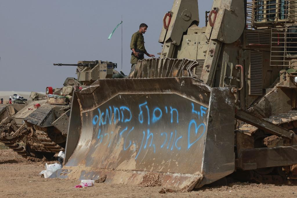 Israele, attacco totale a Gaza