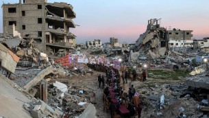 Israele blocca aiuti a Gaza, nessuna tregua senza rilascio ostaggi: la reazione di Hamas