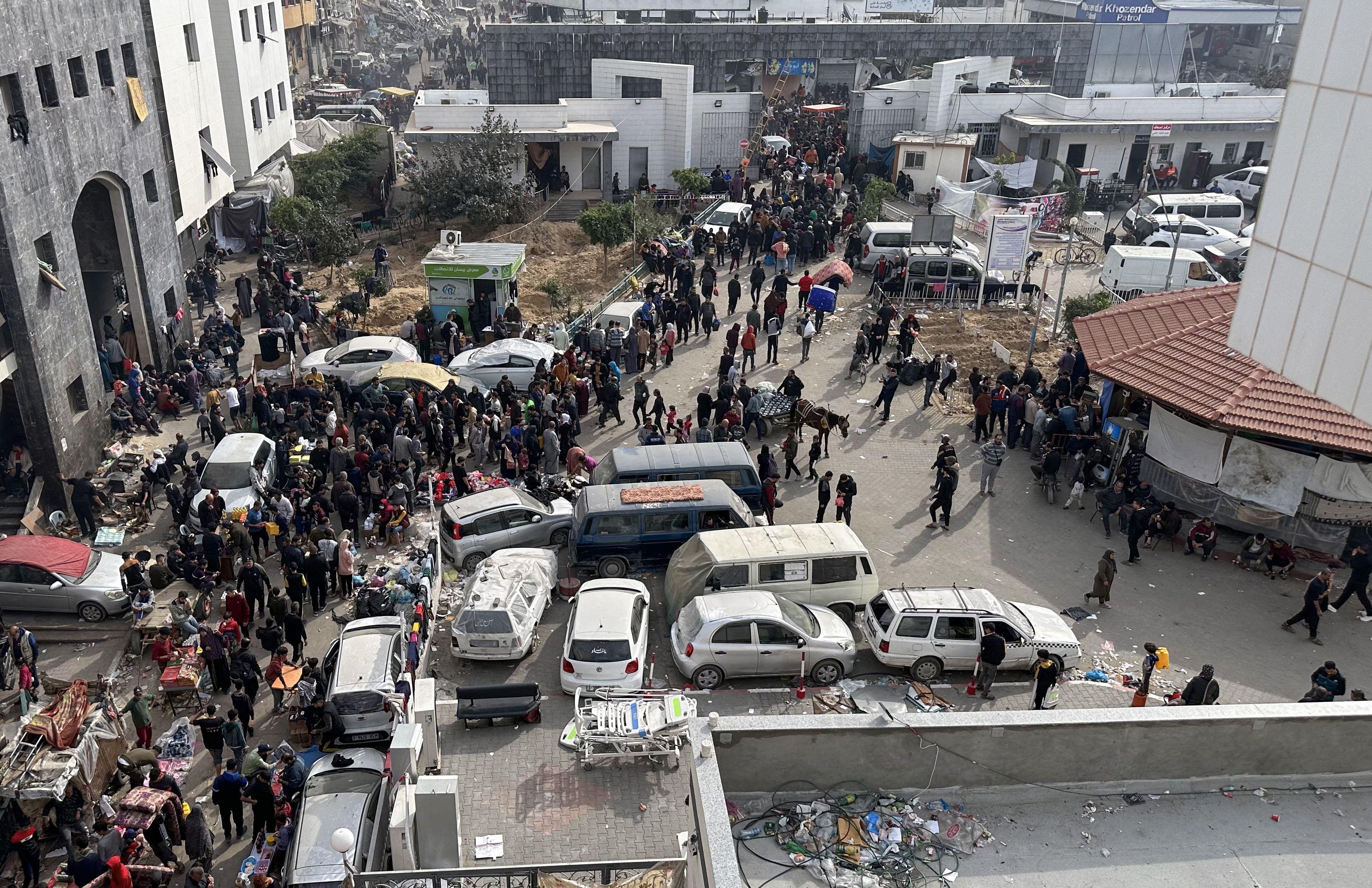 Israele chiede evacuazione ospedale al-Shifa: "Uccisi 50 miliziani Hamas in 24 ore"