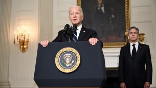 "Israele ha diritto di difendersi, Hamas come Is": via libera di Biden