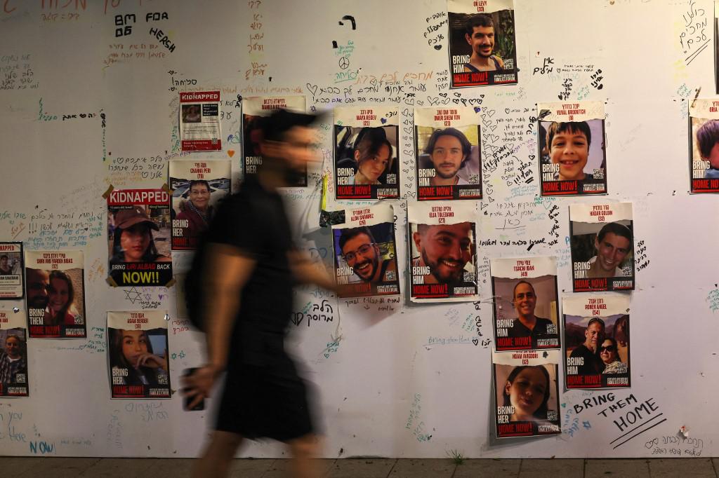 Israele-Hamas, le news sull'accordo: "Primi ostaggi liberi domani"