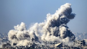 Israele-Hamas, massicci attacchi a Khan Younis e a Rafah