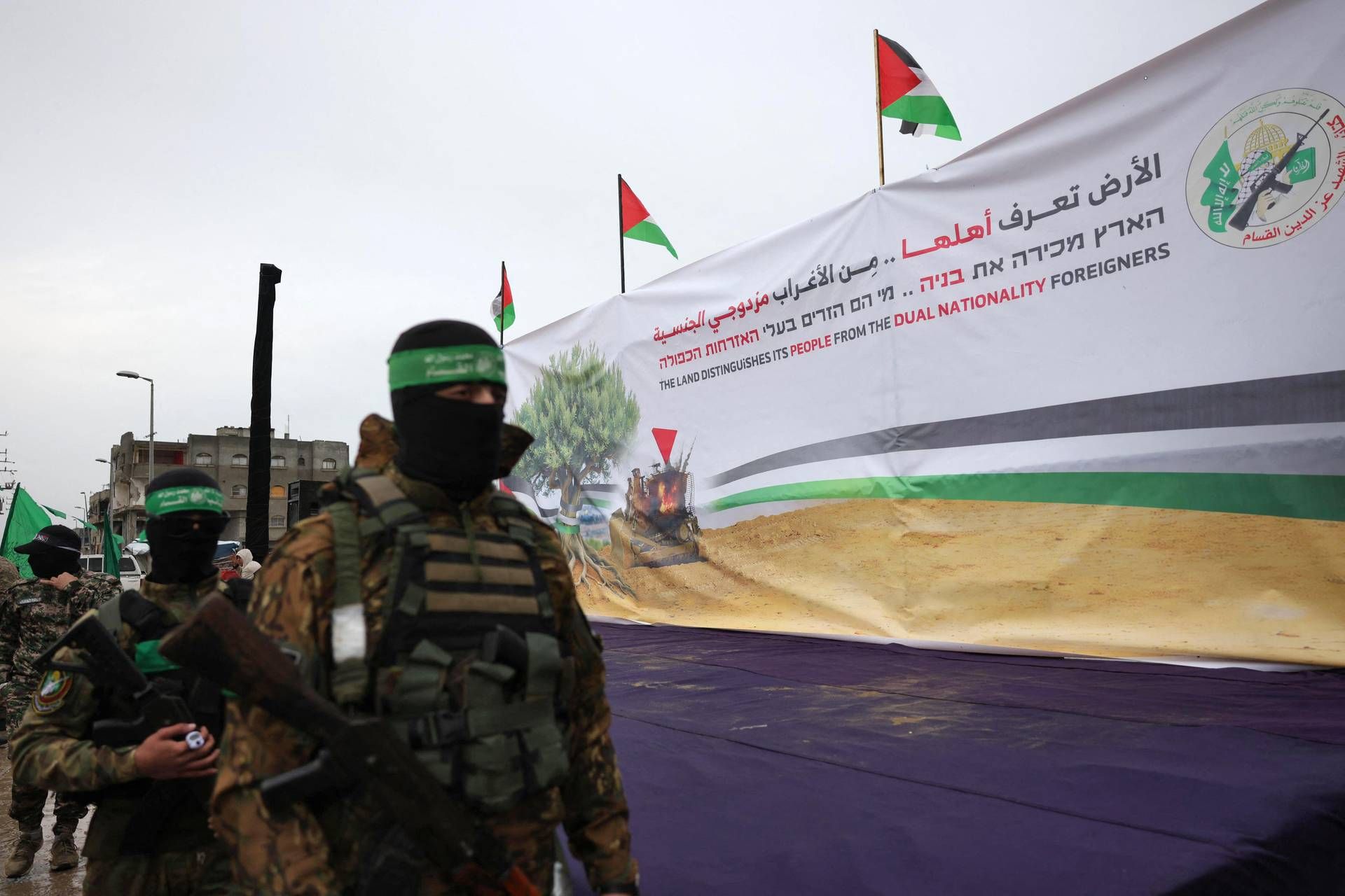 Israele, Hamas riconsegna 4 corpi: "Ora Netanyahu negozi seconda fase tregua"