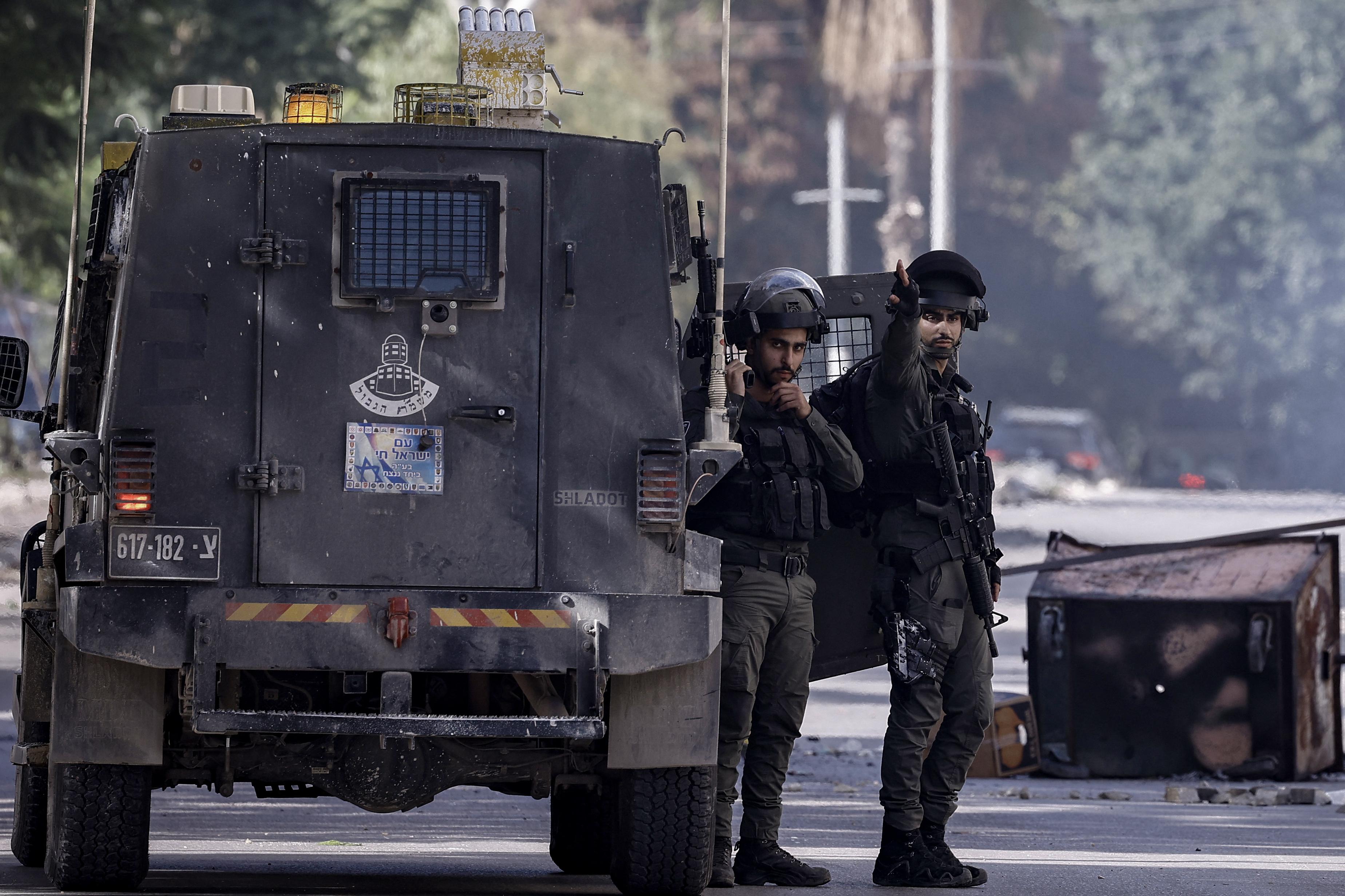 Israele-Hamas, tregua al via oggi: primi ostaggi liberi dal pomeriggio