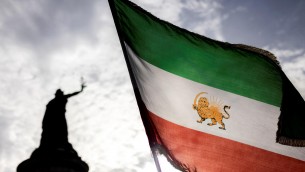 Israele, Iran minaccia gli Usa: "Se genocidio Gaza continua non saranno risparmiati"