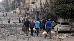 Israele, italiani dispersi dopo attacco Hamas: l'appello del figlio