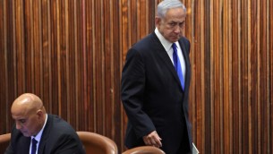Israele, Knesset approva provvedimento contro sospensione Netanyahu