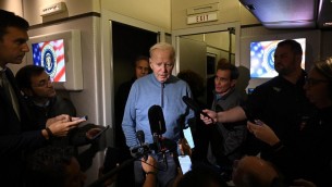 Israele, la missione di Biden: armi a Netanyahu e aiuti a Gaza