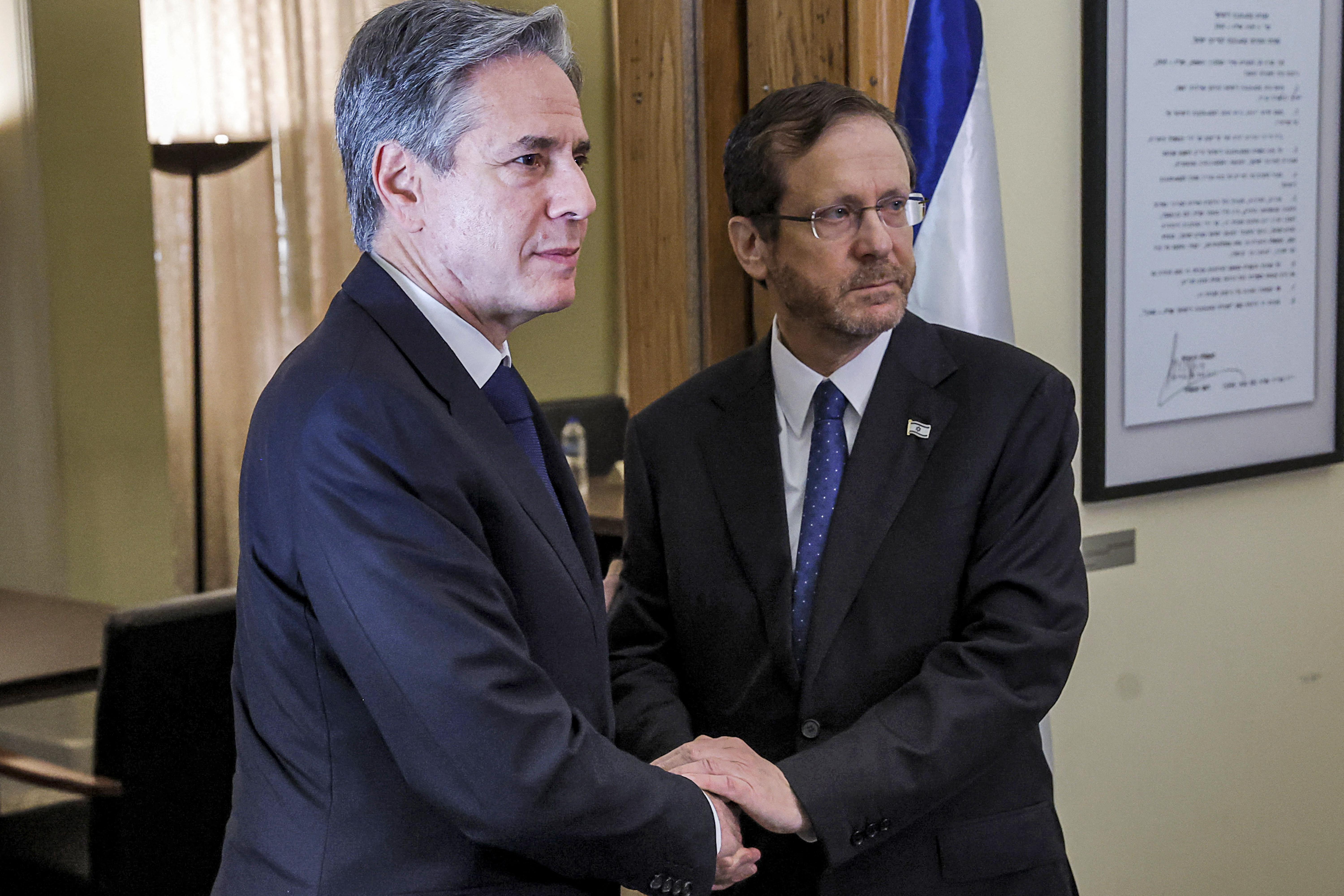 Israele, Netanyahu vede Blinken: "Nessun cessate il fuoco temporaneo"