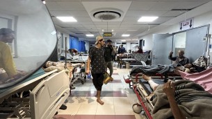 Israele, 'operazione mirata' in ospedale al Shifa contro Hamas: "Tank nel complesso"
