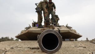 Israele, sale la tensione con il Libano: colpiti obiettivi Hezbollah