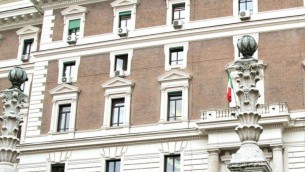 Israele, Viminale allerta prefetture: "Rafforzare misure protezione obiettivi ebraici"