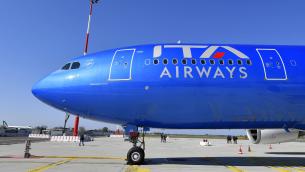 Ita Airways, licenziato comandante volo New York-Roma: ecco perché