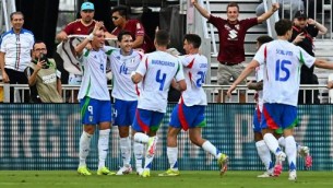 Italia-Venezuela 2-1 a New York, doppietta di Retegui