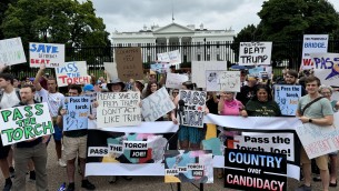 "Joe devi andare", ma Biden per ora resiste al pressing: presidente Usa al bivio