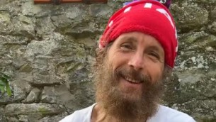 Jovanotti: "Non cammino ancora senza stampelle, che casino ho combinato!"