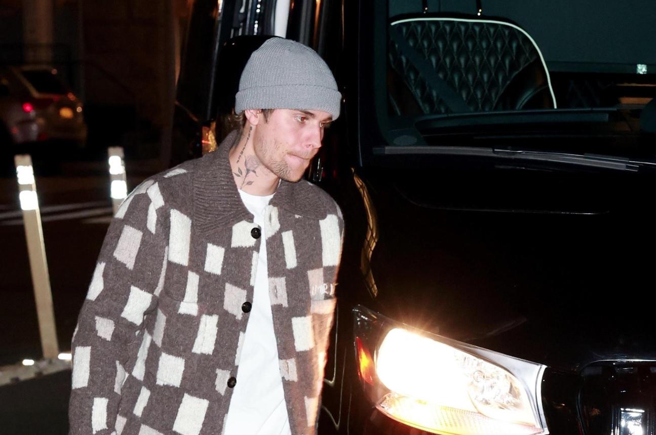 Justin Bieber cancella tutte le date del suo tour mondiale
