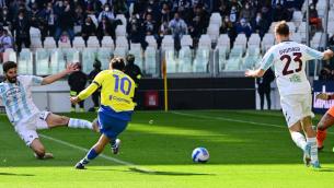 Juve-Salernitana 2-0, gol di Dybala e Vlahovic