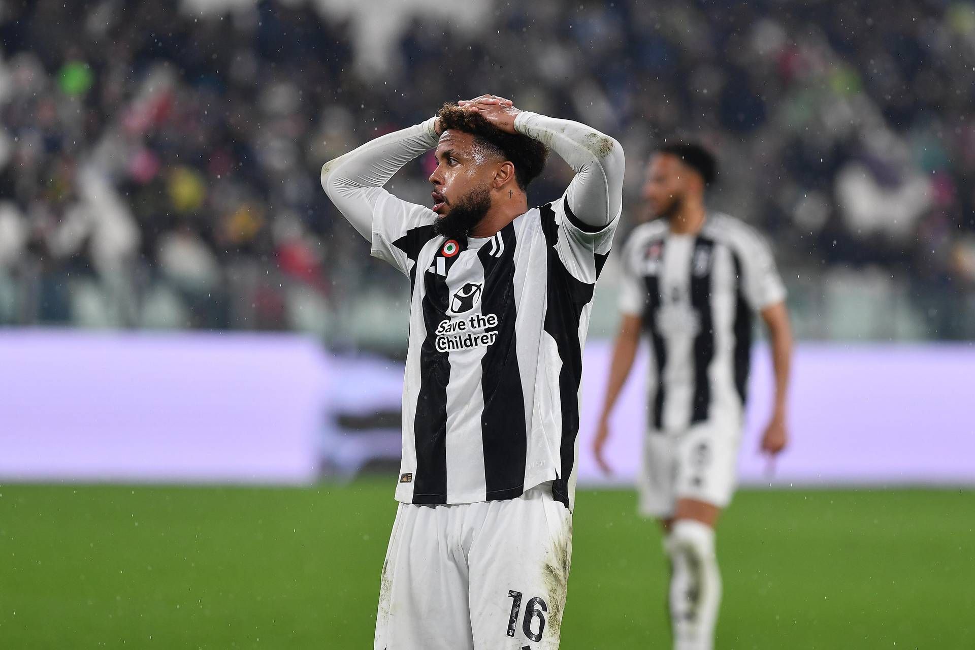 Juventus-Atalanta, polemiche sul rigore McKennie