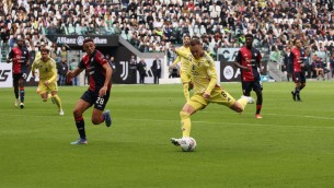Juventus-Cagliari 1-1, gol di Vlahovic e Marin