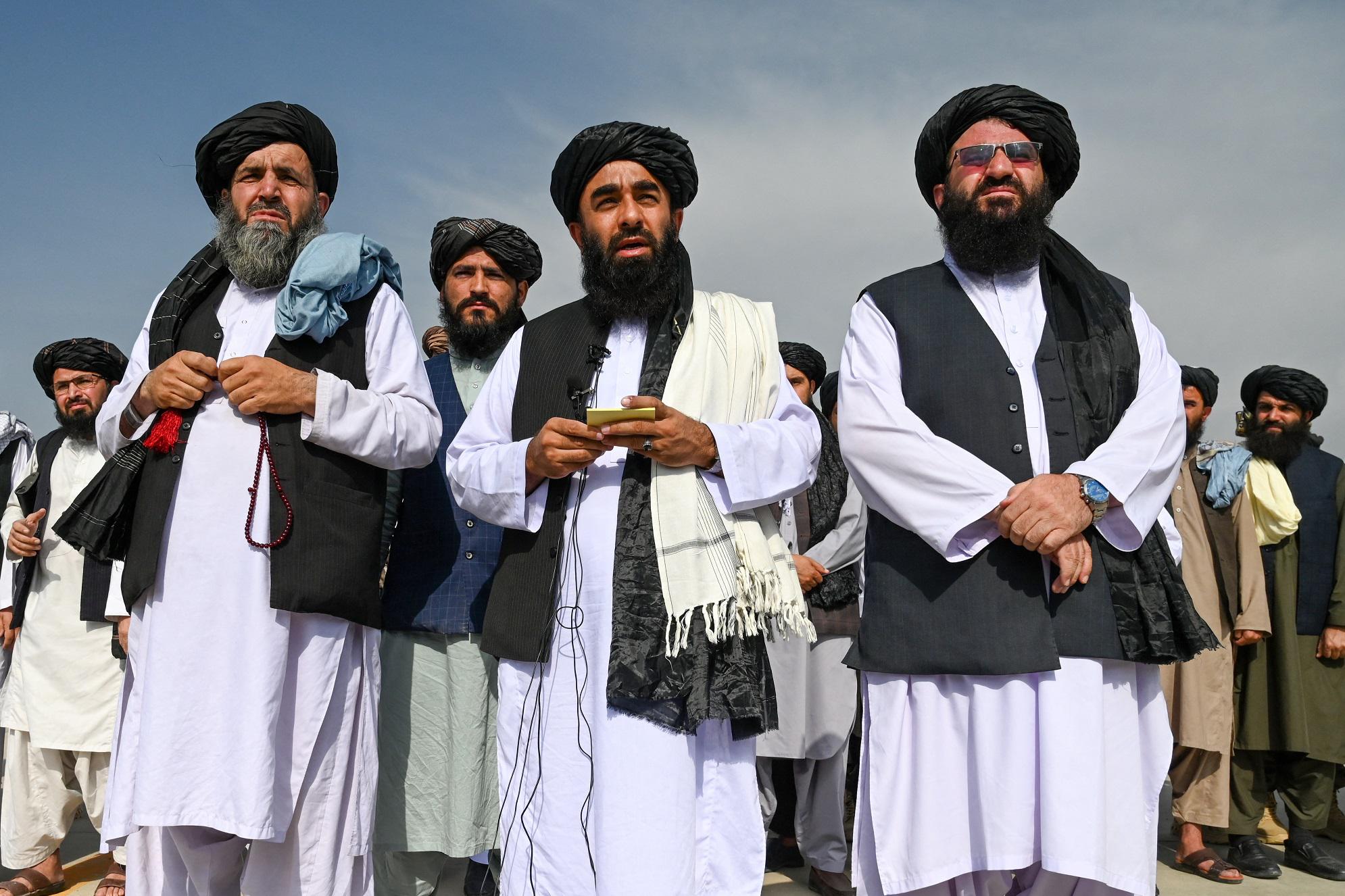 Kabul, talebani celebrano ritiro Usa: "Vittoria di tutti noi"