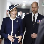 Kate Middleton omaggia Lady Diana e il suo iconico look navy