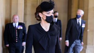 Kate Middleton, perle ed eleganza: duchessa 'regina' dei social