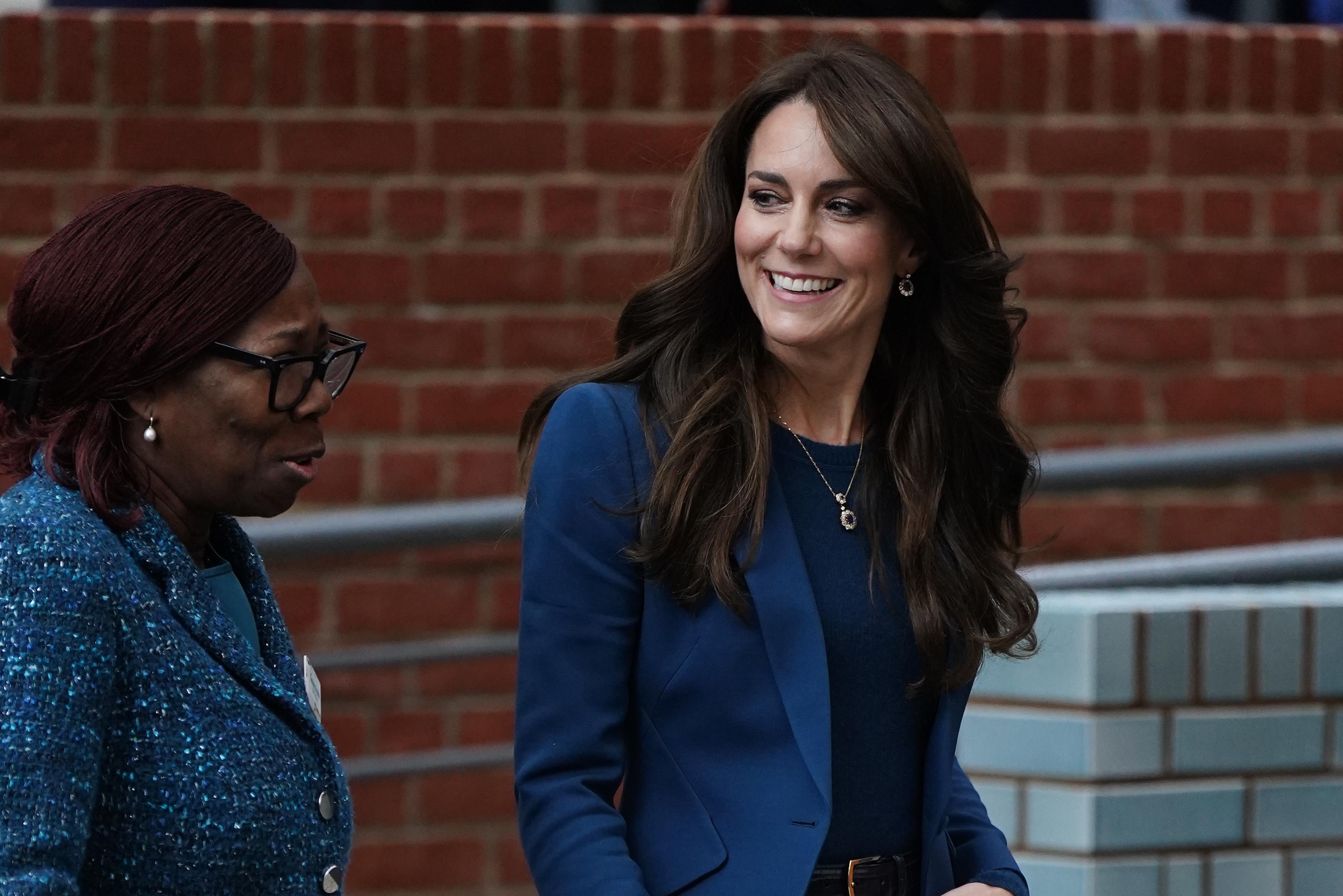 Kate Middleton, si allungano i tempi di recupero: primo impegno pubblico l'8 giugno