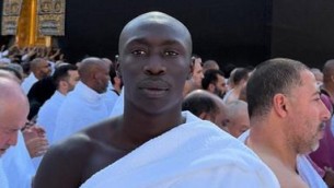 Khabi Lame alla Mecca: "Allah è la mia unica speranza" - Video