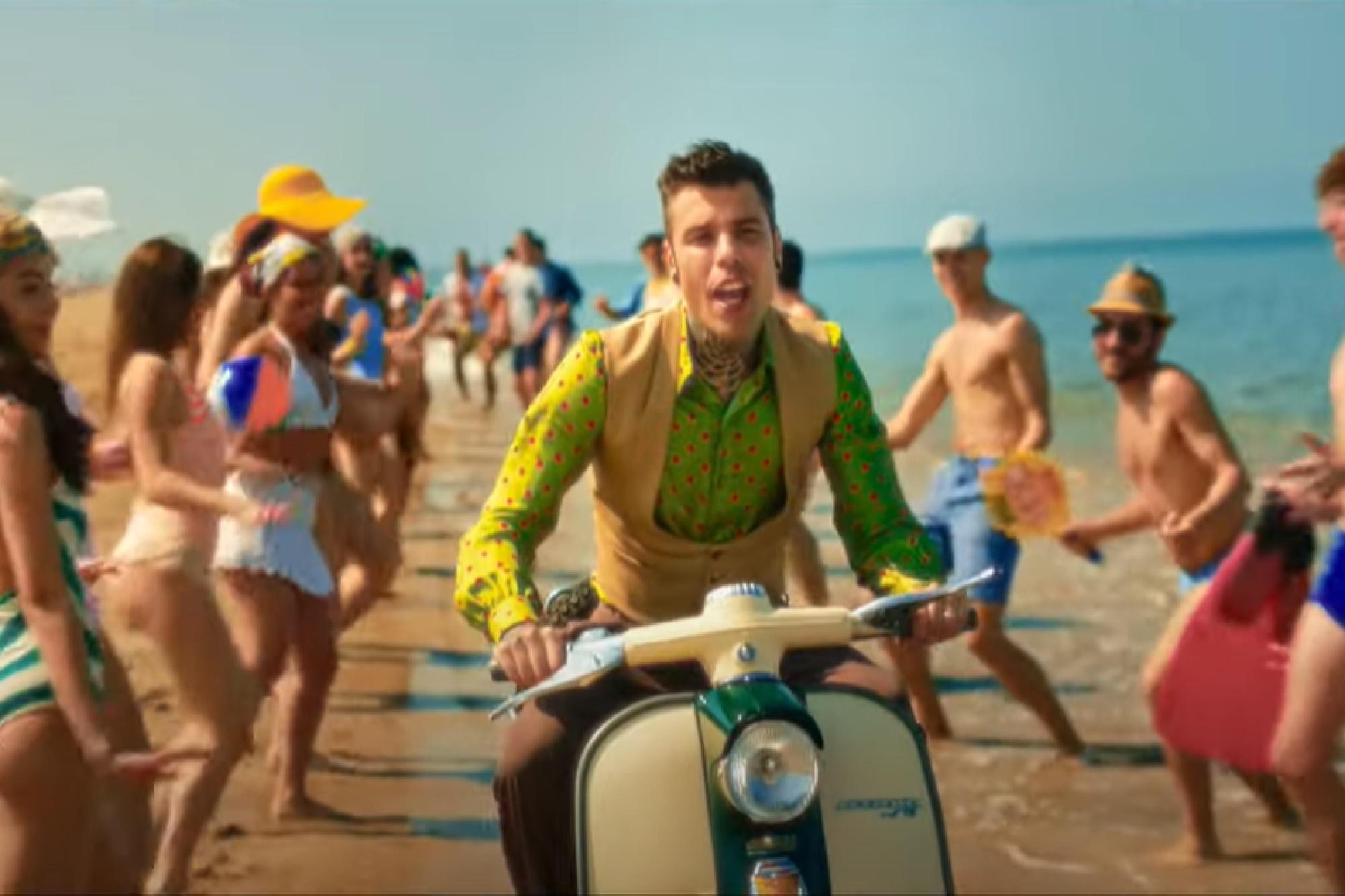 'La Dolce Vita' di Fedez con Tananai e Mara Sattei: ecco il video