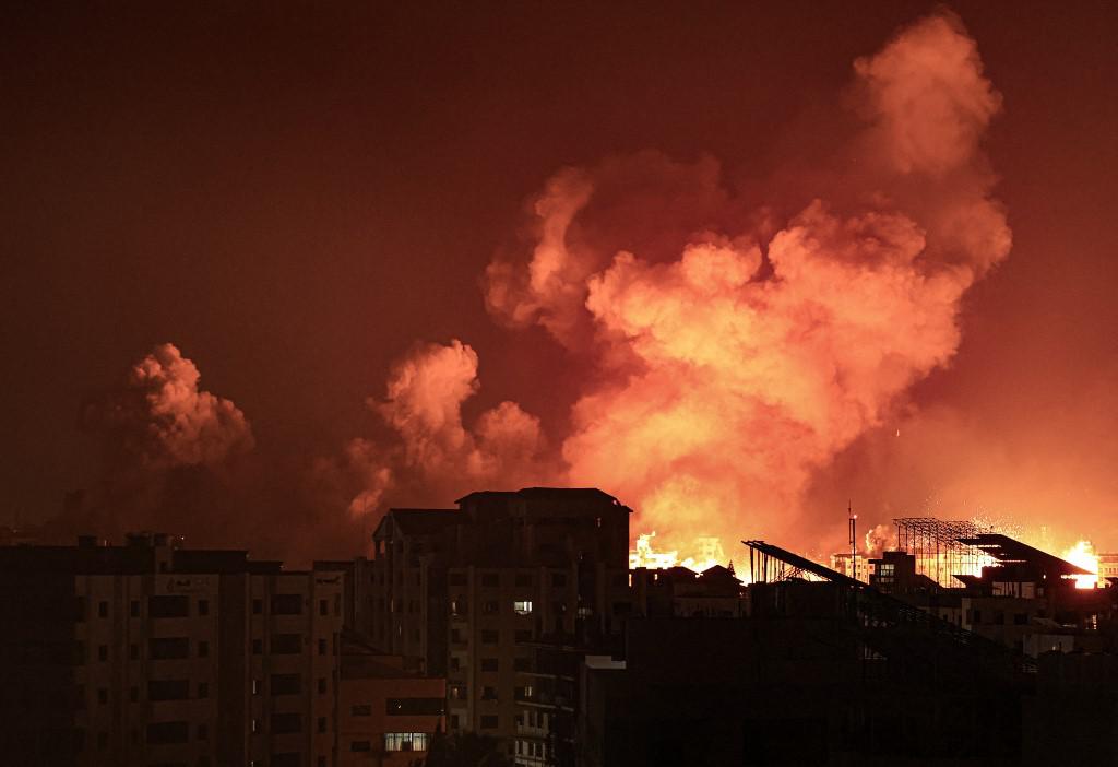 La previsione dell'esperto ad agosto: "Ci sarà attacco record contro Israele e poi guerra"